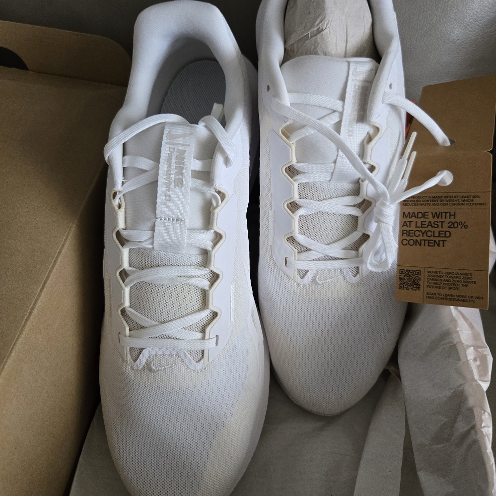 Nike New Men's White Downshifter 13 Sneakers